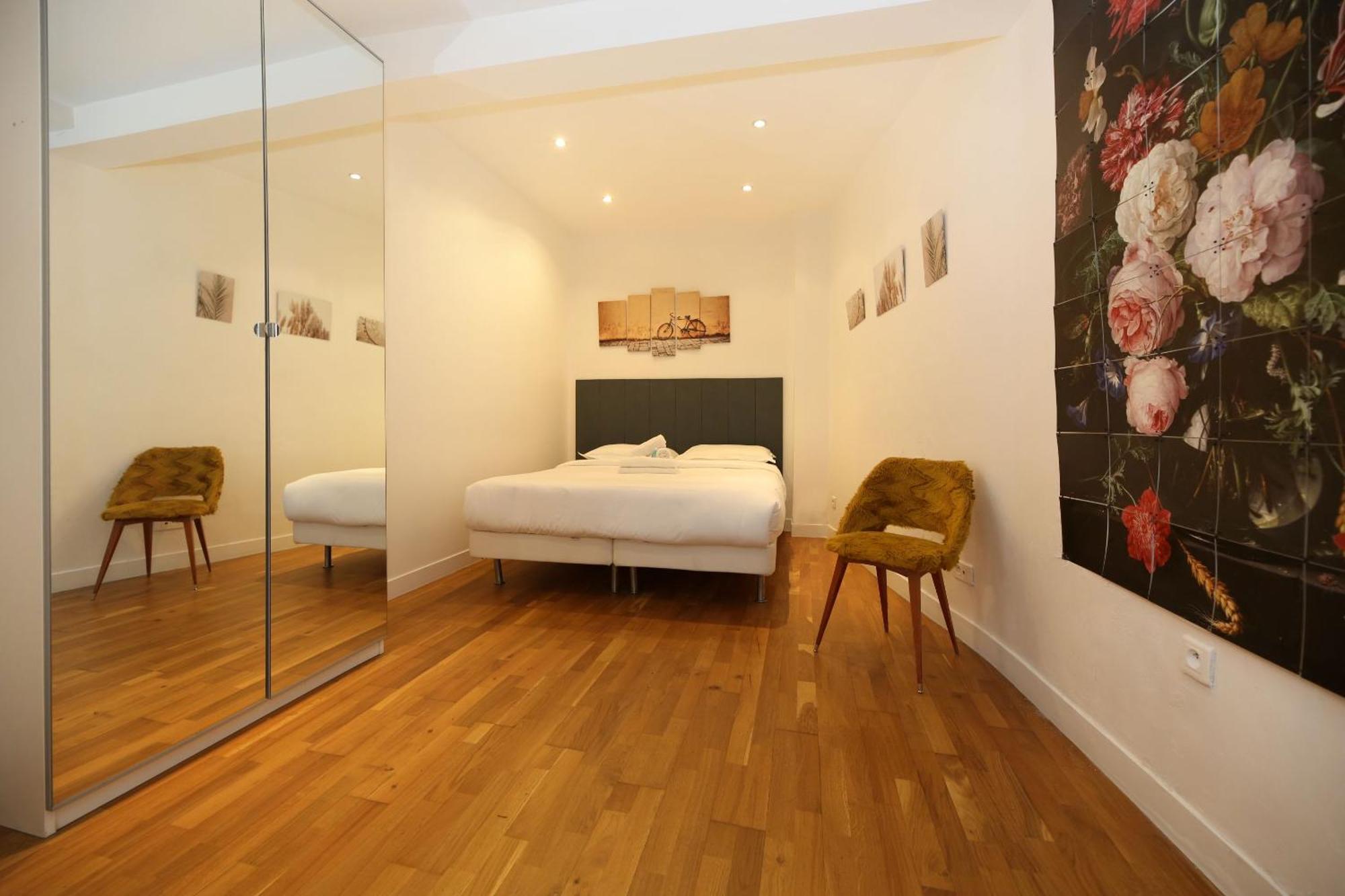 Appartement Service - En Face Du Musee - Paris 5 Buitenkant foto